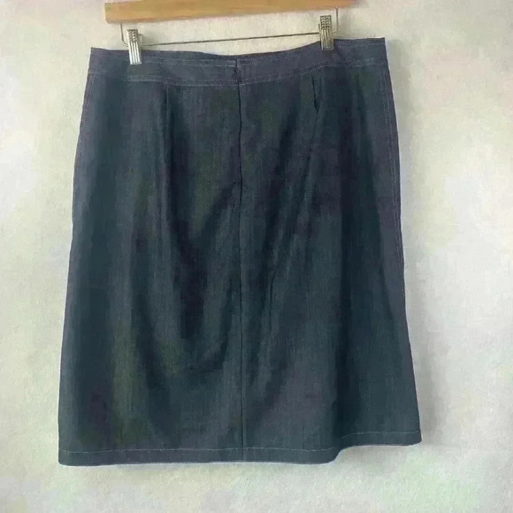 DKNY Women's Dark Denim Wrap Above Knee Front Slit Zipper Back Skirt Size 14 - Picture 7 of 9